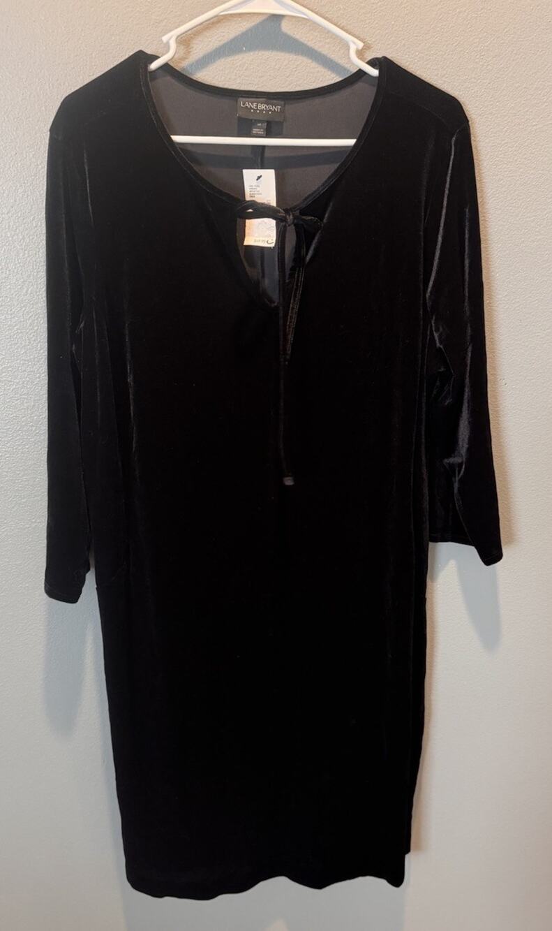 NWT Lane Bryant Women's 3/4 Sleeve Velvet Tie Front Dress Black Size 18
